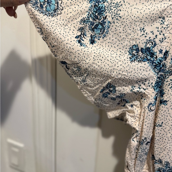 Torrid Cream and Blue Floral Maxi Dress - Picture 6 of 7